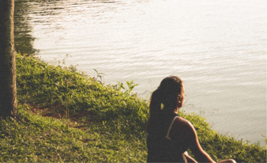 Women relaxing in the park